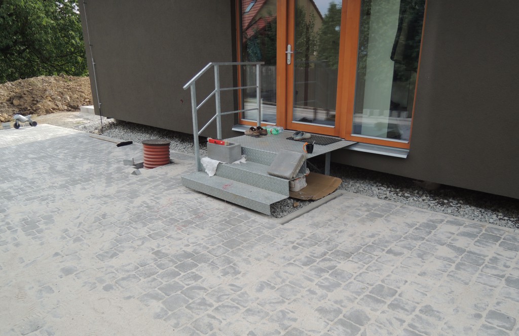 Pavement and access staircase at the family house